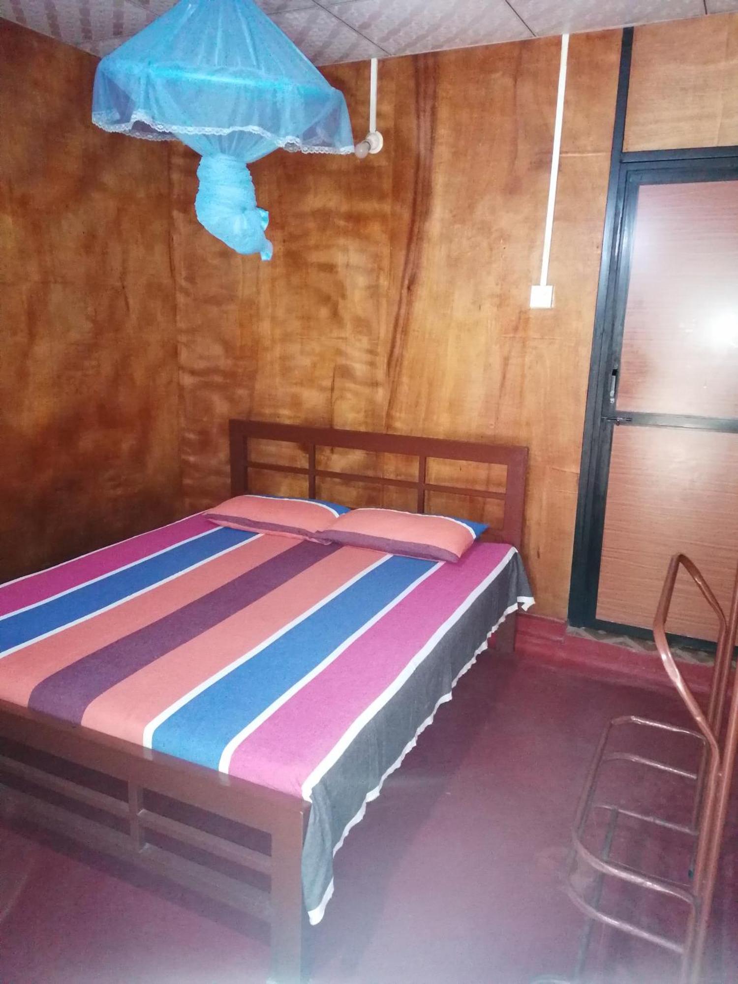 Naaval Beach Villa & Rooms Batticaloa ภายนอก รูปภาพ