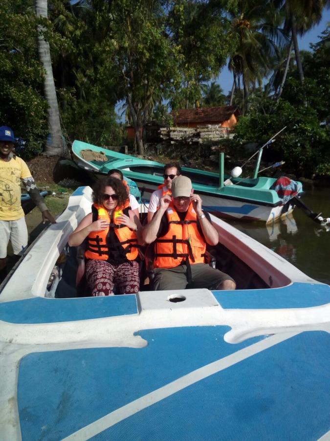 Naaval Beach Villa & Rooms Batticaloa ภายนอก รูปภาพ