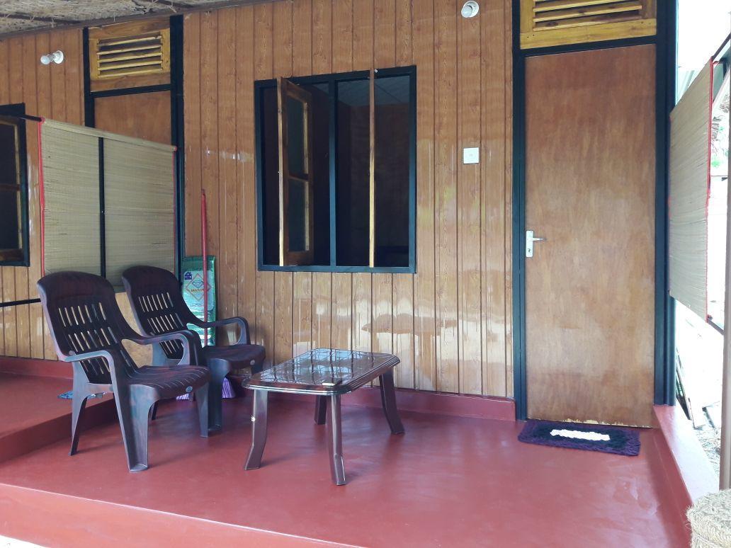 Naaval Beach Villa & Rooms Batticaloa ภายนอก รูปภาพ